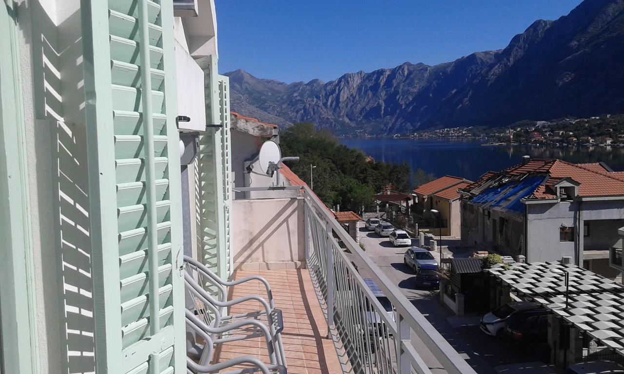 Apartment Sasha Kotor Exterior photo